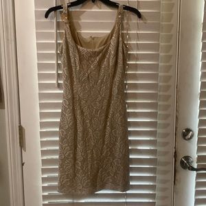 Gold dress size3/4